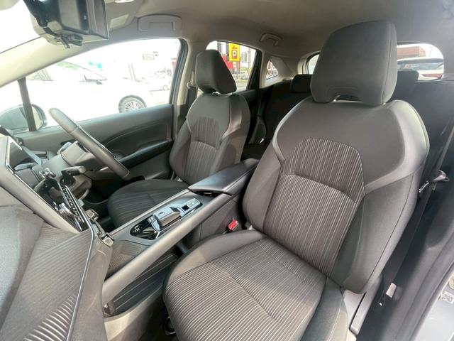 ノート Ｘ　ＦＯＵＲ　プロパイロット／純正コネクトナビ／３６０度モニター／ＴＶ／ワイヤレス充電／インテリジェントルームミラー／ＬＥＤヘッドライト／シートヒーター／ステアリングヒーター／エマージェンシーブレーキ／ＥＴＣ２．０（18枚目）