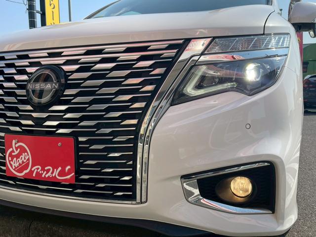 エルグランド ２５０ハイウェイスターＳ　両側パワースライドドア／純正ナビ／バックカメラ／エマージェンシーブレーキ／クルーズコントロール／ＬＥＤヘッドライト／踏み間違い衝突防止アシスト／車線逸脱防止支援システム／純正１８インチＡＷ／ＥＴＣ／（42枚目）