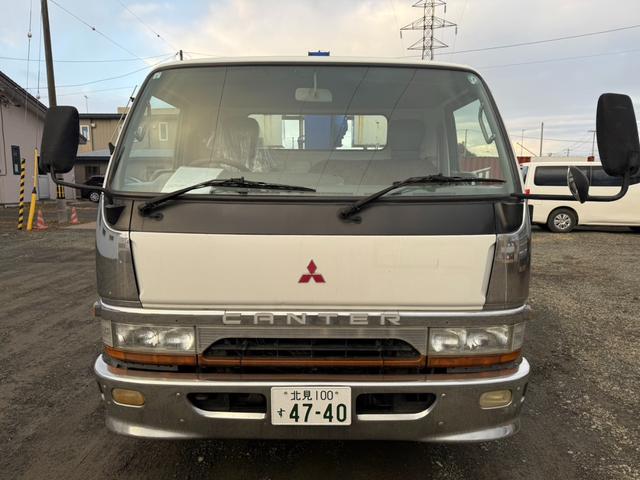 キャンター ◎ワイド・ロング ◎3段ラジコンクレーン ◎荷台内寸法 長410 幅209cm(4枚目)