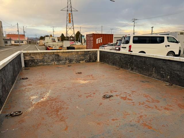 キャンター ◎ワイド・ロング ◎3段ラジコンクレーン ◎荷台内寸法 長410 幅209cm(13枚目)