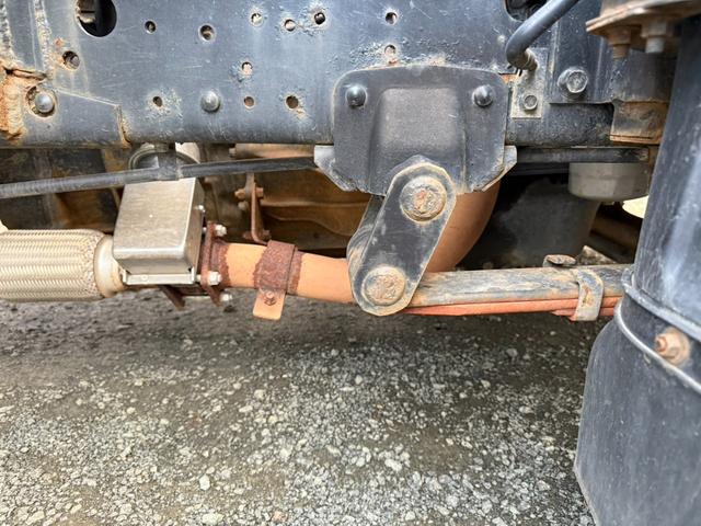 キャンター ◎ワイド・ロング ◎3段ラジコンクレーン ◎荷台内寸法 長410 幅209cm(33枚目)