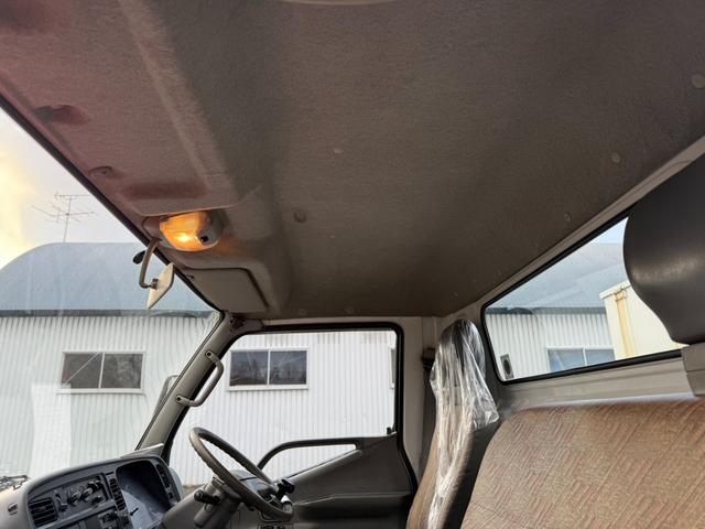 キャンター ◎ワイド・ロング ◎3段ラジコンクレーン ◎荷台内寸法 長410 幅209cm(52枚目)