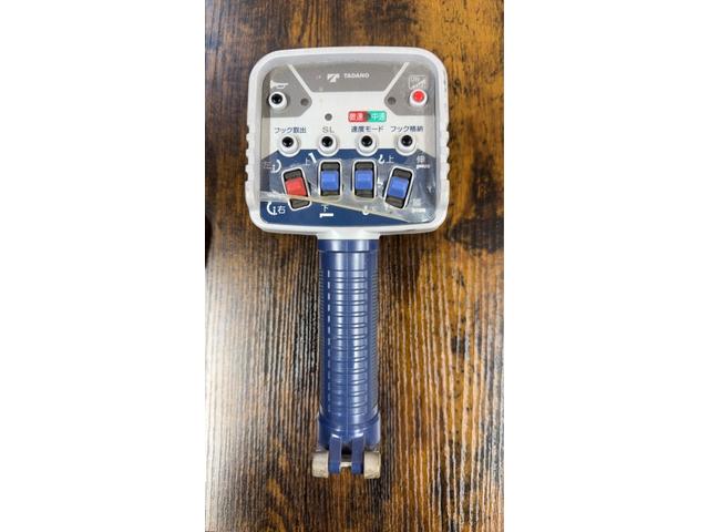 キャンター ◎ワイド・ロング ◎3段ラジコンクレーン ◎荷台内寸法 長410 幅209cm(64枚目)