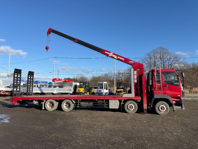 ギガ 　◎セルフクレーン　◎登坂板　◎スムーサー１２段ミッション　◎リヤエアサス　◎ラジコン３段クレーン　◎リモコンジャッキ（9枚目）