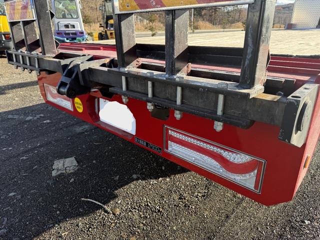 ギガ 　◎セルフクレーン　◎登坂板　◎スムーサー１２段ミッション　◎リヤエアサス　◎ラジコン３段クレーン　◎リモコンジャッキ（12枚目）