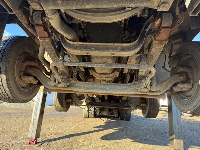 ギガ 　◎セルフクレーン　◎登坂板　◎スムーサー１２段ミッション　◎リヤエアサス　◎ラジコン３段クレーン　◎リモコンジャッキ（29枚目）