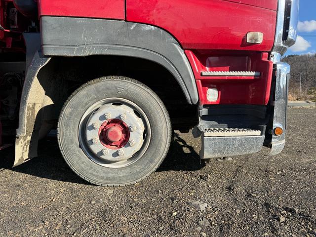 ギガ 　◎セルフクレーン　◎登坂板　◎スムーサー１２段ミッション　◎リヤエアサス　◎ラジコン３段クレーン　◎リモコンジャッキ（33枚目）