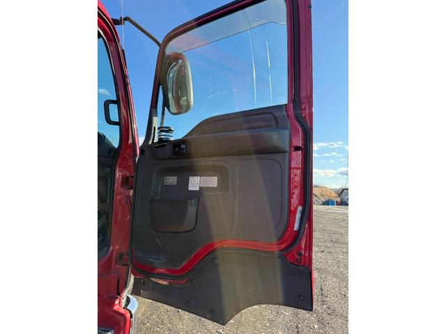 ギガ 　◎セルフクレーン　◎登坂板　◎スムーサー１２段ミッション　◎リヤエアサス　◎ラジコン３段クレーン　◎リモコンジャッキ（39枚目）