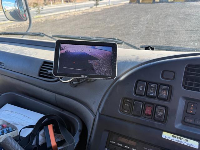 ギガ 　◎セルフクレーン　◎登坂板　◎スムーサー１２段ミッション　◎リヤエアサス　◎ラジコン３段クレーン　◎リモコンジャッキ（45枚目）