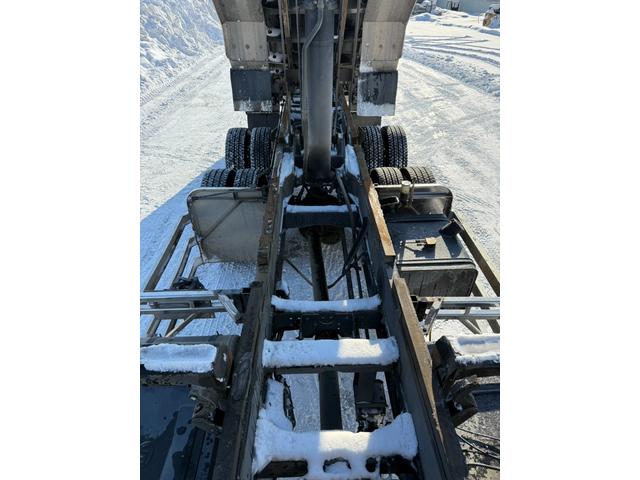 クオン ベースグレード　◎アルミ深箱、土砂禁ロングダンプ◎エスコット１２段◎４２０馬力◎５方開アオリ◎アオリスケットー◎エアシリンダー式手動ピン◎荷台内寸法（長７４０ｃｍ幅２３５ｃｍ高１２０ｃｍ）（17枚目）