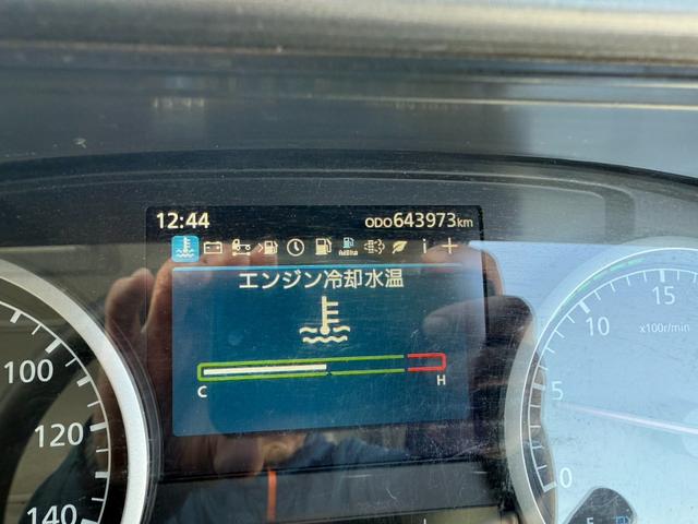 クオン ベースグレード　◎アルミ深箱、土砂禁ロングダンプ◎エスコット１２段◎４２０馬力◎５方開アオリ◎アオリスケットー◎エアシリンダー式手動ピン◎荷台内寸法（長７４０ｃｍ幅２３５ｃｍ高１２０ｃｍ）（68枚目）