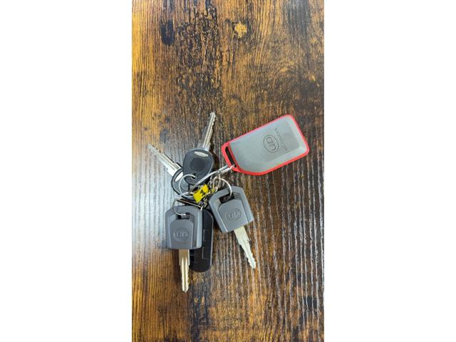 クオン ベースグレード　◎アルミ深箱、土砂禁ロングダンプ◎エスコット１２段◎４２０馬力◎５方開アオリ◎アオリスケットー◎エアシリンダー式手動ピン◎荷台内寸法（長７４０ｃｍ幅２３５ｃｍ高１２０ｃｍ）（73枚目）