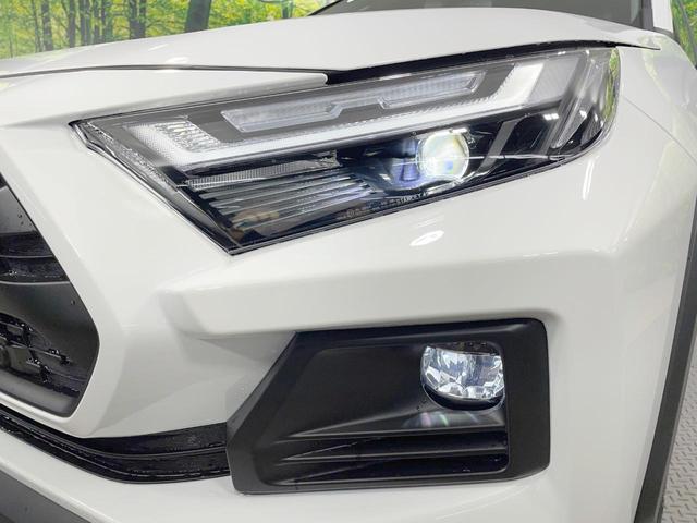 ＲＡＶ４ ハイブリッドアドベンチャー　オフロードパッケージＩＩ　４ＷＤ　登録済未使用車　バックカメラ　寒冷地仕様　衝突被害軽減システム　レーダークルーズ　パワーシート　コーナーセンサー　スマートキー　ＬＥＤヘッド　ルーフレール　ＥＴＣ２．０　オートハイビーム（13枚目）