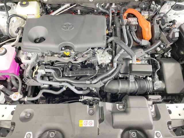 ＲＡＶ４ ハイブリッドアドベンチャー　オフロードパッケージＩＩ　４ＷＤ　登録済未使用車　バックカメラ　寒冷地仕様　衝突被害軽減システム　レーダークルーズ　パワーシート　コーナーセンサー　スマートキー　ＬＥＤヘッド　ルーフレール　ＥＴＣ２．０　オートハイビーム（19枚目）