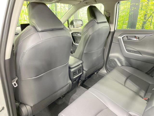 ＲＡＶ４ ハイブリッドアドベンチャー　オフロードパッケージＩＩ　４ＷＤ　登録済未使用車　バックカメラ　寒冷地仕様　衝突被害軽減システム　レーダークルーズ　パワーシート　コーナーセンサー　スマートキー　ＬＥＤヘッド　ルーフレール　ＥＴＣ２．０　オートハイビーム（45枚目）