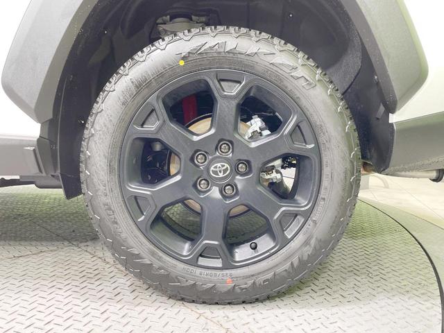 ＲＡＶ４ ハイブリッドアドベンチャー　オフロードパッケージＩＩ　４ＷＤ　登録済未使用車　バックカメラ　寒冷地仕様　衝突被害軽減システム　レーダークルーズ　パワーシート　コーナーセンサー　スマートキー　ＬＥＤヘッド　ルーフレール　ＥＴＣ２．０　オートハイビーム（57枚目）
