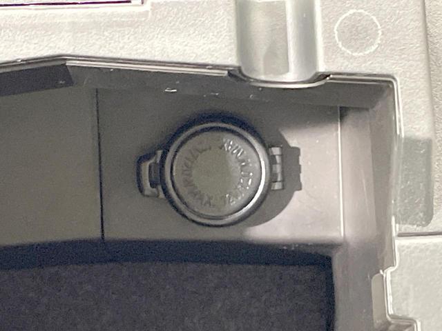 フォレスター プレミアム　４ＷＤ　純正８インチＳＤナビ　サイドカメラ　バックカメラ　寒冷地仕様　衝突軽減　禁煙車　ハーフレザーシート　コーナーセンサー　スマートキー　ＬＥＤヘッド　ビルトインＥＴＣ　クルコン　パワーシート（55枚目）
