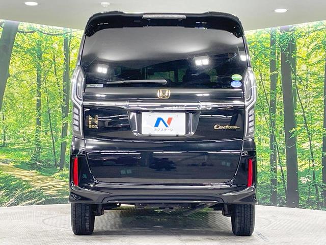 Ｎ－ＢＯＸカスタム Ｇ・Ｌターボホンダセンシング　４ＷＤ　両側電動ドア　純正８型ナビ　バックカメラ　寒冷地仕様　衝突軽減　禁煙車　ハーフレザーシート　ドラレコ　コーナーセンサー　ＬＥＤヘッド　ビルトインＥＴＣ　クルコン　車線逸脱警報（16枚目）