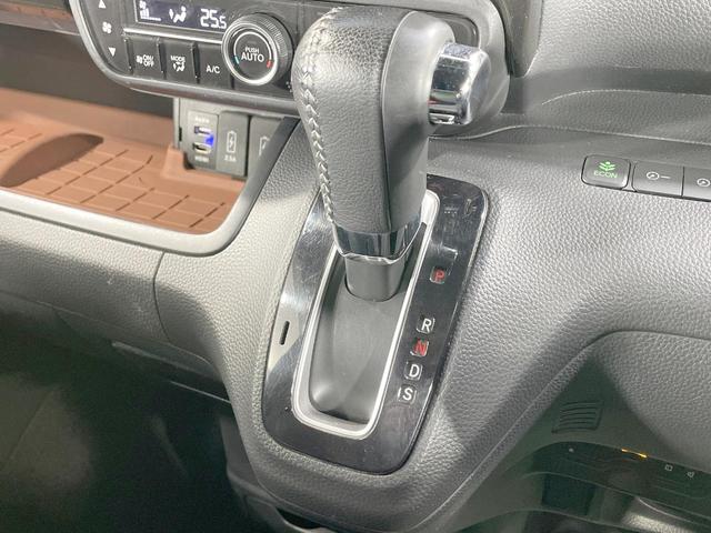 Ｎ－ＢＯＸカスタム Ｇ・Ｌターボホンダセンシング　４ＷＤ　両側電動ドア　純正８型ナビ　バックカメラ　寒冷地仕様　衝突軽減　禁煙車　ハーフレザーシート　ドラレコ　コーナーセンサー　ＬＥＤヘッド　ビルトインＥＴＣ　クルコン　車線逸脱警報（22枚目）