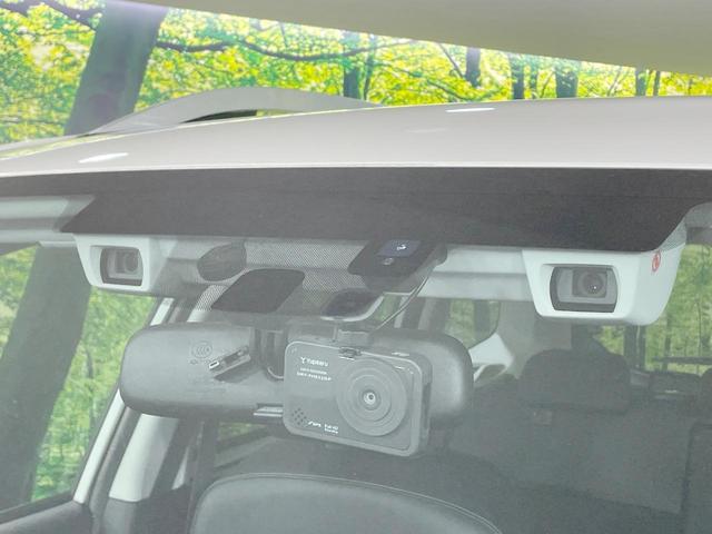 フォレスター Ｓ－リミテッド　禁煙車　純正ナビ　バックカメラ　衝突軽減　パワーバックドア　シートヒーター　パワーシート　ドラレコ　ブラインドスポットモニター　レーダークルーズ　ＥＴＣ　ＬＥＤヘッド　パドルシフト　純正１８ＡＷ（6枚目）