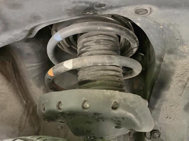 フォレスター Ｓ－リミテッド　禁煙車　純正ナビ　バックカメラ　衝突軽減　パワーバックドア　シートヒーター　パワーシート　ドラレコ　ブラインドスポットモニター　レーダークルーズ　ＥＴＣ　ＬＥＤヘッド　パドルシフト　純正１８ＡＷ（21枚目）
