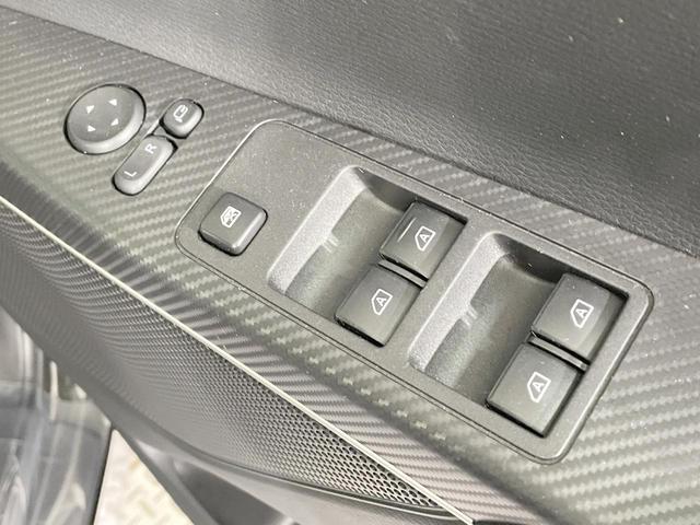 デリカD:5 P 4WD アルパイン11型ナビ 全周囲カメラ 両側電動ドア SDナビ 衝突軽減 レーダークルーズ 電動リアゲート パワーシート コーナーセンサー スマートキー LEDヘッド オートハイビーム 禁煙車(31枚目)