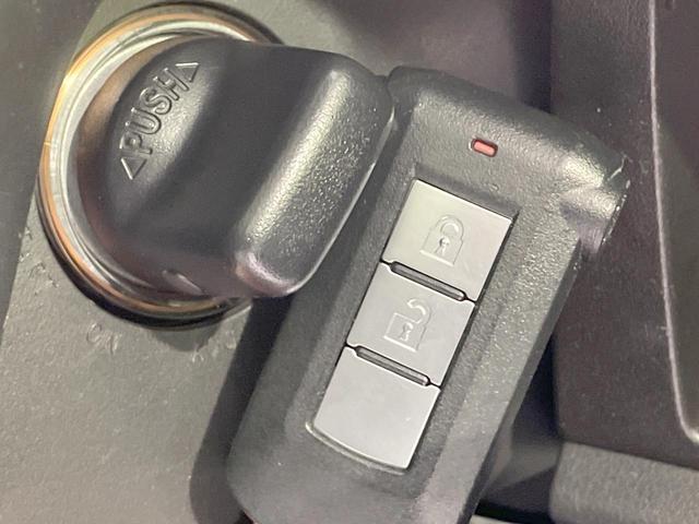 デリカＤ：５ Ｄ　パワーパッケージ　純正ナビ　バックカメラ　両側電動ドア　ＥＴＣ　シートヒーター　ＨＩＤヘッドライト　スマートキー　純正１８インチＡＷ　横滑り防止　オートエアコン　パドルシフト　オートライト　電動格納ミラー（40枚目）