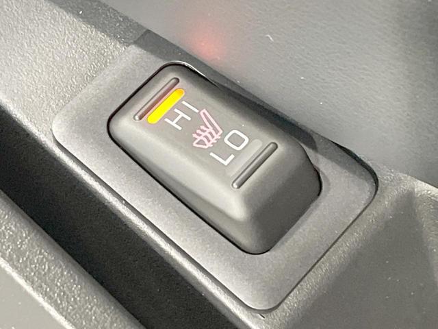 デリカＤ：５ シャモニー　登録済未使用車　衝突軽減　バックカメラ　シートヒーター　両側電動ドア　パワーバックドア　レーダークルーズ　ＬＥＤヘッド・フォグ　ステアリングヒーター　純正１８ＡＷ　アイドリングストップ　オートエアコン（45枚目）