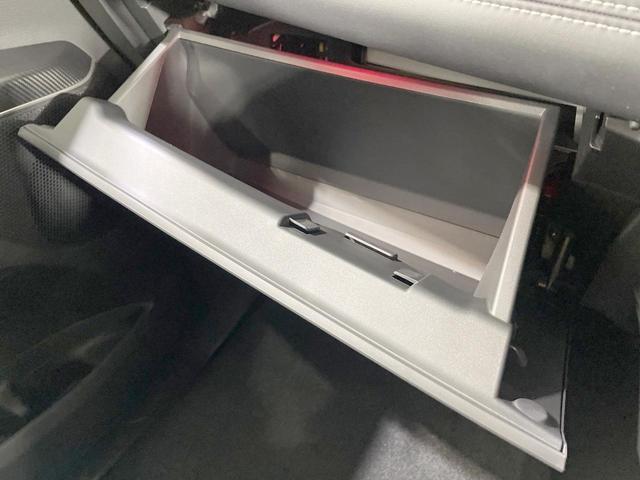 デリカＤ：５ シャモニー　登録済未使用車　衝突軽減　バックカメラ　シートヒーター　両側電動ドア　パワーバックドア　レーダークルーズ　ＬＥＤヘッド・フォグ　ステアリングヒーター　純正１８ＡＷ　アイドリングストップ　オートエアコン（58枚目）