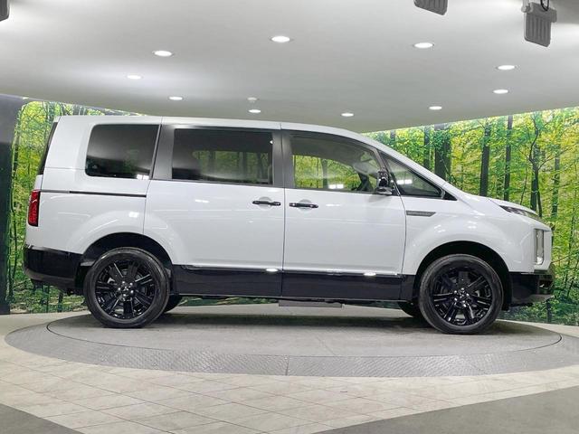 デリカＤ：５ シャモニー　登録済未使用車　衝突軽減　バックカメラ　シートヒーター　両側電動ドア　パワーバックドア　レーダークルーズ　ＬＥＤヘッド・フォグ　ステアリングヒーター　純正１８ＡＷ　アイドリングストップ　オートエアコン（64枚目）