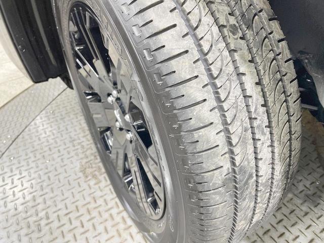 デリカＤ：５ シャモニー　登録済未使用車　衝突軽減　バックカメラ　シートヒーター　両側電動ドア　パワーバックドア　レーダークルーズ　ＬＥＤヘッド・フォグ　ステアリングヒーター　純正１８ＡＷ　アイドリングストップ　オートエアコン（67枚目）