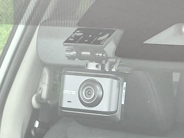 エクストレイル ２０Ｘ　４ＷＤ　ＳＤナビ　バックカメラ　衝突軽減　電動リアゲート　ドラレコ　スマートキー　デュアルエアコン　純正１８インチアルミ　Ｂｌｕｅｔｏｏｔｈ　ＣＤ　ＤＶＤ再生　フルセグ（33枚目）