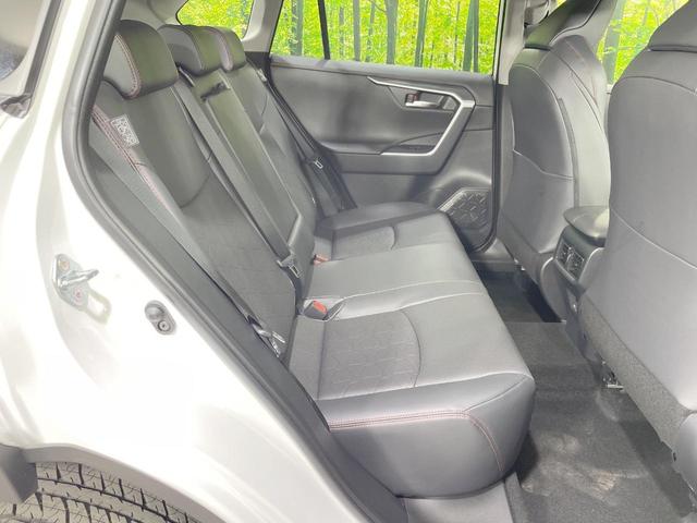 ＲＡＶ４ アドベンチャー　オフロードパッケージＩＩ　登録済未使用車　純正１０型ＤＡ　バックカメラ　衝突軽減　レーダークルーズ　シートヒーター＆エアコン　パワーシート　ＬＥＤヘッド　スマートキー　ＥＴＣ　純正ＡＷ（11枚目）