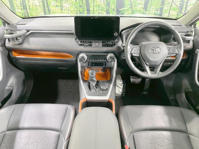 ＲＡＶ４ アドベンチャー　純正１０型ＤＡ　バックカメラ　衝突軽減　シートヒーター＆エアコン　レーダークルーズ　パワーシート　純正ＡＷ　スマートキー　オートハイビーム　ＥＴＣ　横滑り防止（2枚目）