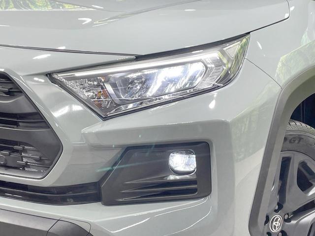 ＲＡＶ４ アドベンチャー　純正１０型ＤＡ　バックカメラ　衝突軽減　シートヒーター＆エアコン　レーダークルーズ　パワーシート　純正ＡＷ　スマートキー　オートハイビーム　ＥＴＣ　横滑り防止（13枚目）