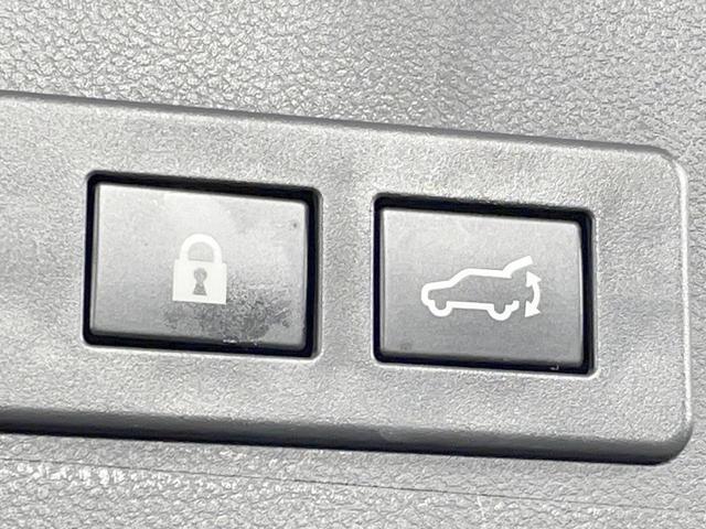 レヴォーグ ＳＴＩスポーツ　ＥＸ　メーカーナビ　全周囲カメラ　衝突軽減　レーダークルーズ　レザーシート　全席シートヒーター　パワーバックドア　ＬＥＤヘッド　ＥＴＣ　オートライト　デュアルエアコン　ドラレコ　スマートキー（32枚目）