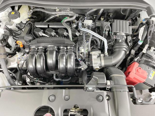 ヴェゼル Ｇ　登録済未使用車　シートヒーター　寒冷地仕様　アダプティブクルーズ　スマートキー　パドルシフト　コーナーセンサー　ＬＥＤヘッド・フォグ　純正１６ＡＷ　オートアコン　ステアリングスイッチ　オートライト（19枚目）