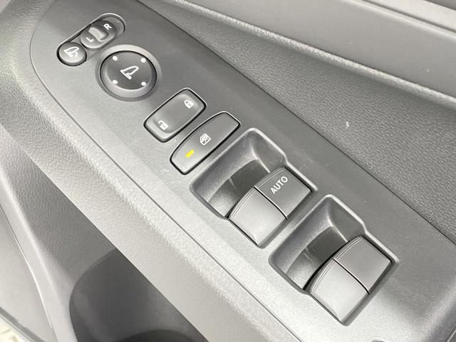 ヴェゼル Ｇ　登録済未使用車　シートヒーター　寒冷地仕様　アダプティブクルーズ　スマートキー　パドルシフト　コーナーセンサー　ＬＥＤヘッド・フォグ　純正１６ＡＷ　オートアコン　ステアリングスイッチ　オートライト（46枚目）