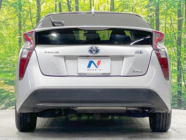 プリウス Ｓ　ＳＤナビ　バックカメラ　寒冷地仕様　衝突軽減　レーダークルーズ　禁煙車　コーナーセンサー　スマートキー　ＬＥＤヘッド　オートハイビーム　オートライト　オートエアコン　ステアリングスイッチ（16枚目）