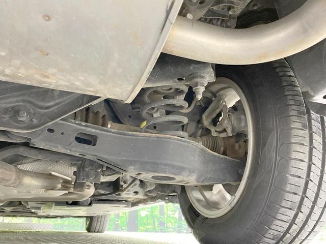 プリウス Ｓ　ＳＤナビ　バックカメラ　寒冷地仕様　衝突軽減　レーダークルーズ　禁煙車　コーナーセンサー　スマートキー　ＬＥＤヘッド　オートハイビーム　オートライト　オートエアコン　ステアリングスイッチ（21枚目）