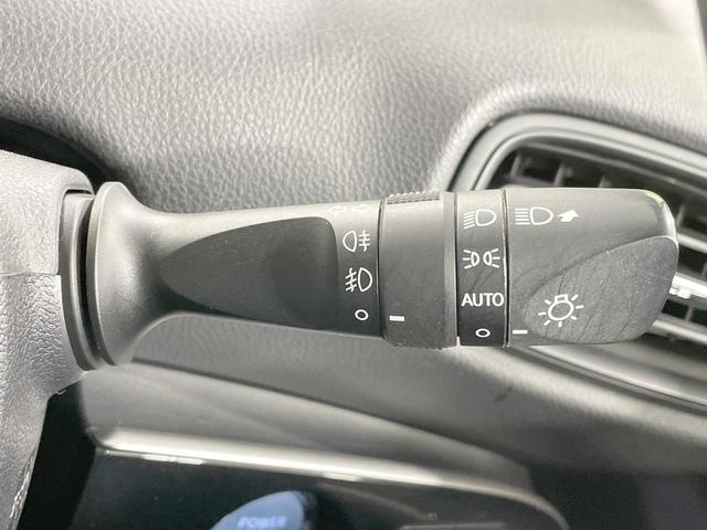 プリウス Ｓ　ＳＤナビ　バックカメラ　寒冷地仕様　衝突軽減　レーダークルーズ　禁煙車　コーナーセンサー　スマートキー　ＬＥＤヘッド　オートハイビーム　オートライト　オートエアコン　ステアリングスイッチ（33枚目）