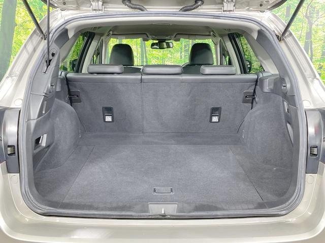 レガシィアウトバック リミテッド 純正8型ナビ バックカメラ 衝突軽減 メモリー付パワーシート 黒革シート パワーバックドア シートヒーター ブラインドスポットモニター ETC レーダークルーズ 純正18AW スマートキー(11枚目)