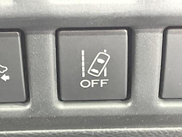 レガシィアウトバック リミテッド 純正8型ナビ バックカメラ 衝突軽減 メモリー付パワーシート 黒革シート パワーバックドア シートヒーター ブラインドスポットモニター ETC レーダークルーズ 純正18AW スマートキー(31枚目)