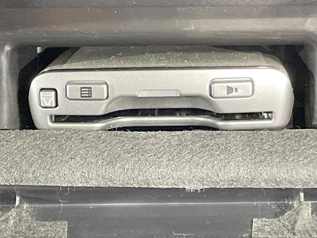 レガシィアウトバック リミテッド 純正8型ナビ バックカメラ 衝突軽減 メモリー付パワーシート 黒革シート パワーバックドア シートヒーター ブラインドスポットモニター ETC レーダークルーズ 純正18AW スマートキー(34枚目)