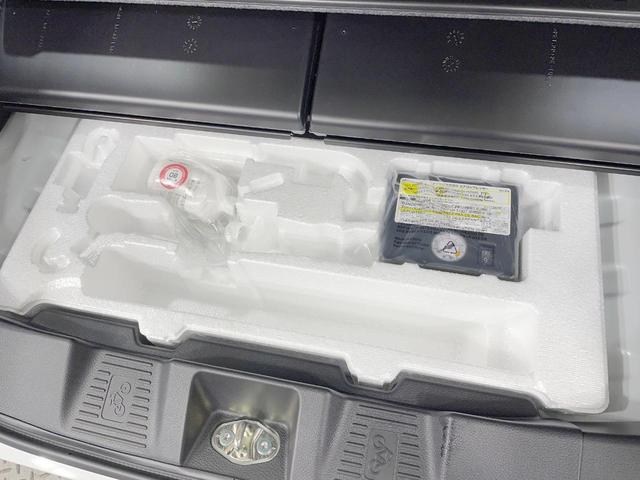 スペーシアカスタム ハイブリッドXS 届出済未使用車 シートヒーター 両側電動ドア 衝突軽減 レーダークルーズ ステアリングヒーター LEDヘッド・フォグ アイドリングストップ 純正15AW 横滑り防止 スマートキー オートエアコン(50枚目)