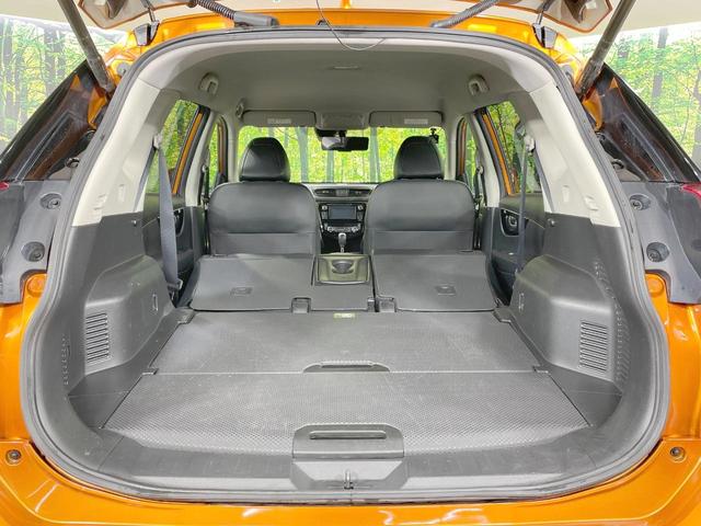 エクストレイル ２０Ｘ　エマージェンシーブレーキパッケージ　メーカーナビ　全周囲カメラ　プロパイロット　シートヒーター　パワーバックドア　ドラレコ　ＥＴＣ　ＬＥＤヘッド　アイドリングストップ　純正１８ＡＷ　デュアルエアコン　スマートキー　ステアリングスイッチ（11枚目）