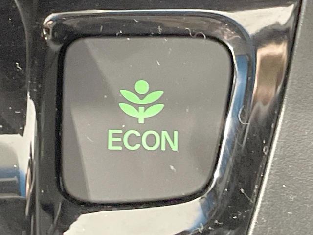 フリードハイブリッド ハイブリッド・Ｇホンダセンシング　純正９型ナビ　バックカメラ　両側電動ドア　シートヒーター　寒冷地仕様　ＬＥＤヘッド　ドラレコ　ＥＴＣ　レーダークルーズ　コーナーセンサー　純正１５ＡＷ　オートエアコン　ステアリングスイッチ　横滑り防止（63枚目）