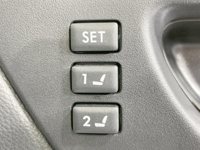 レガシィB4 リミテッド サンルーフ 純正ナビ 黒革シート 衝突軽減 レーダークルーズ バックカメラ パワーシート LEDヘッド&フォグ シートヒーター サイドカメラ アイドリングストップ(7枚目)