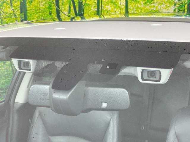 レガシィB4 リミテッド サンルーフ 純正ナビ 黒革シート 衝突軽減 レーダークルーズ バックカメラ パワーシート LEDヘッド&フォグ シートヒーター サイドカメラ アイドリングストップ(8枚目)