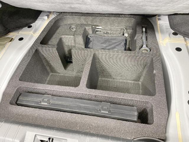 レガシィB4 リミテッド サンルーフ 純正ナビ 黒革シート 衝突軽減 レーダークルーズ バックカメラ パワーシート LEDヘッド&フォグ シートヒーター サイドカメラ アイドリングストップ(68枚目)